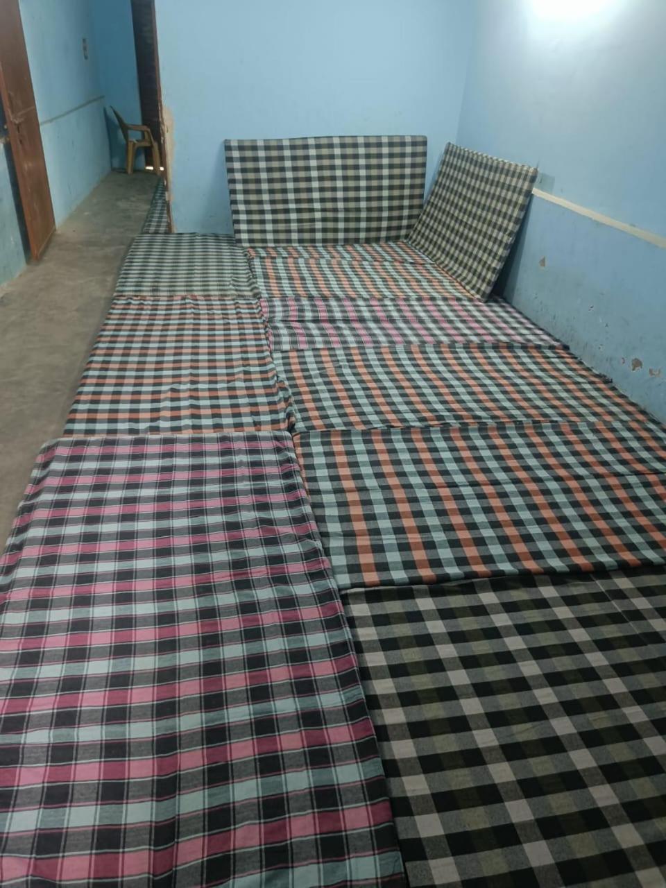 Hostel Shri Annapurna Dormitory Rāmnagar Exterior foto